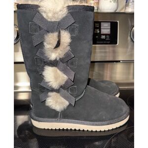 Koolaburra By‎ UGG Size 5 Black Suede With Tan Sherpa